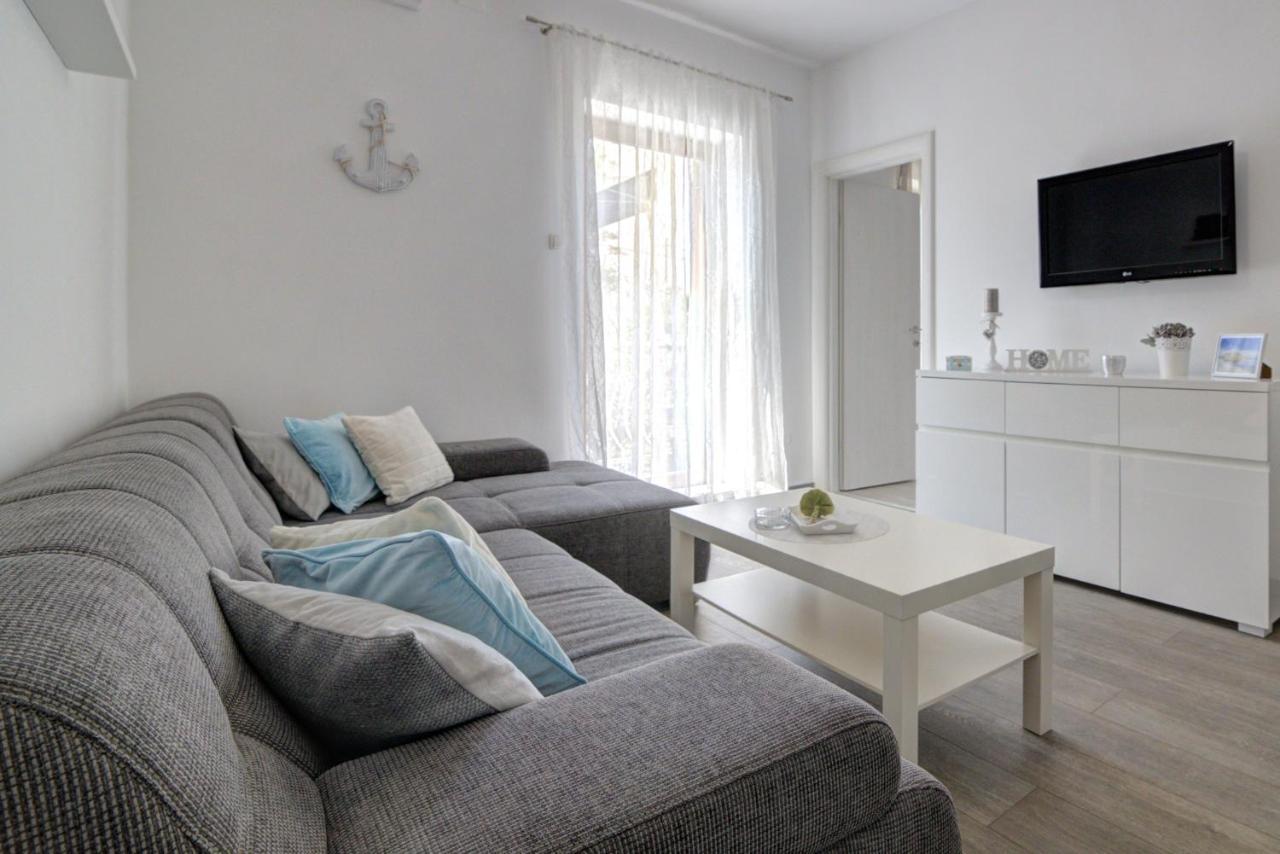 Apartman Luka Светий Юрай Екстер'єр фото