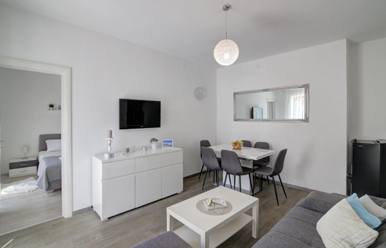 Apartman Luka Светий Юрай Екстер'єр фото