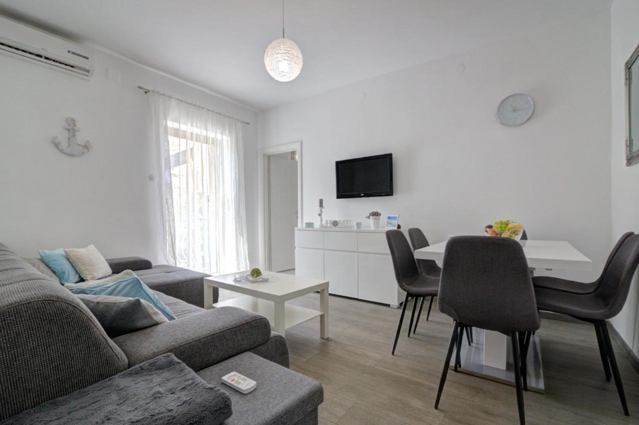 Apartman Luka Светий Юрай Екстер'єр фото